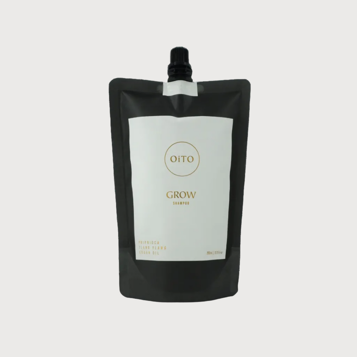 Black pouch labeled 'Oito Grow' on a white background