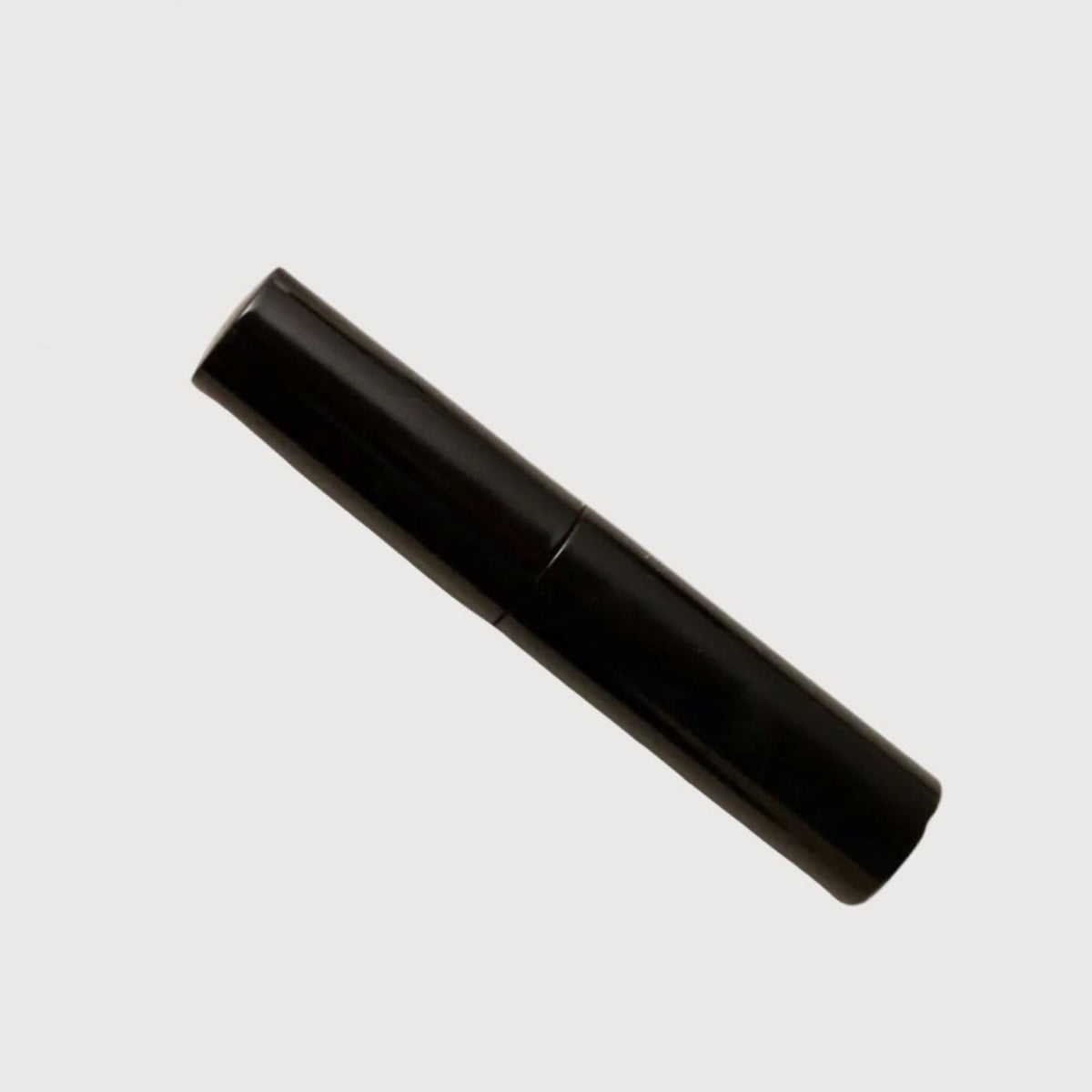 Magnetic Liner by Lash Armour